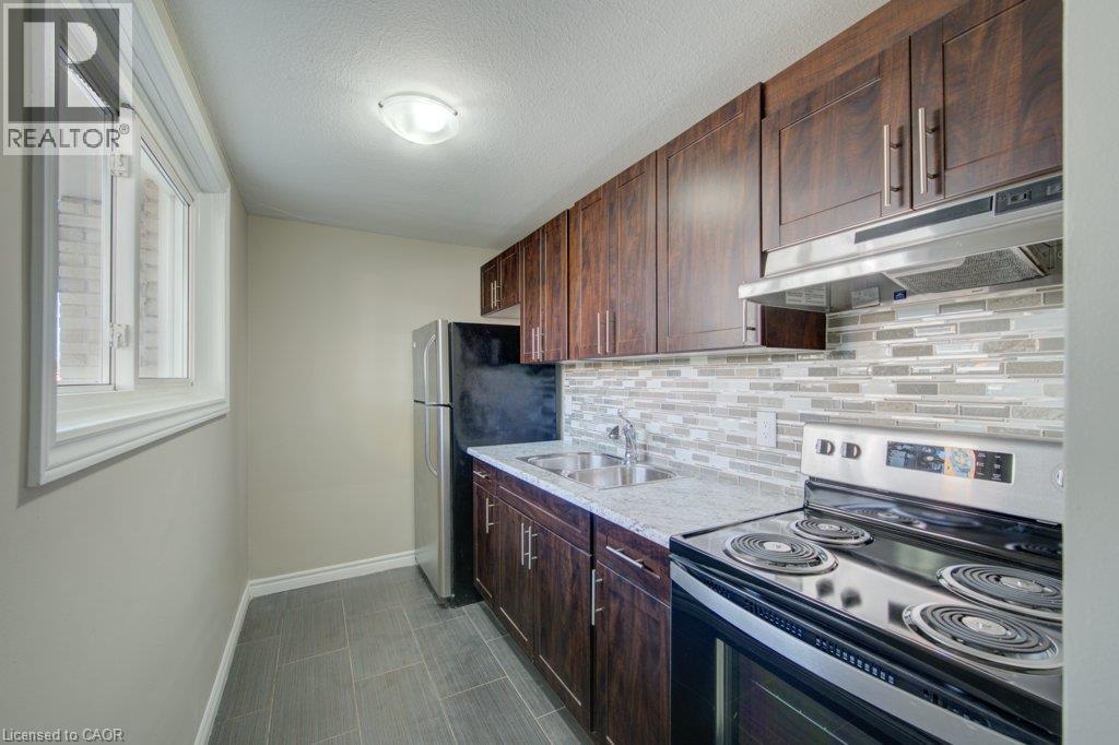 317 Erb Street W Unit# 1, Waterloo, Ontario  N2L 1W4 - Photo 6 - 40874855