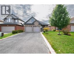 98 SANDERS Crescent, Tillsonburg, Ontario