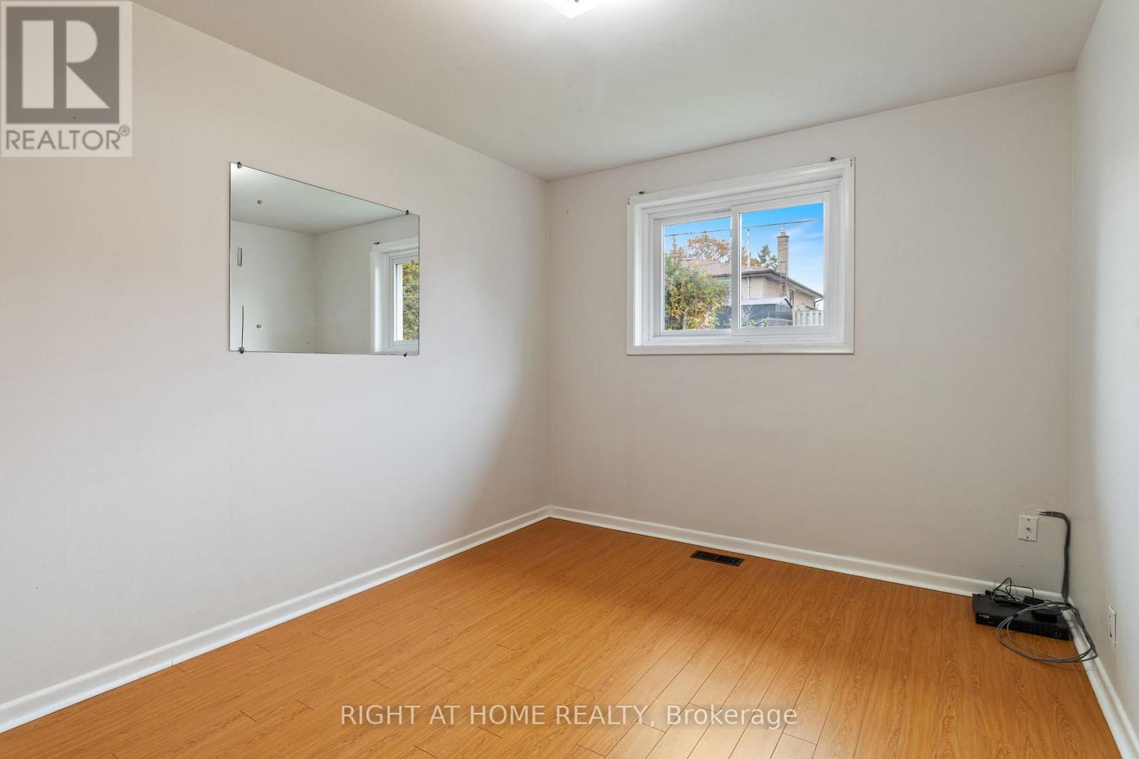 874 Grenoble Boulevard, Pickering, Ontario  L1W 1T8 - Photo 16 - E14126934