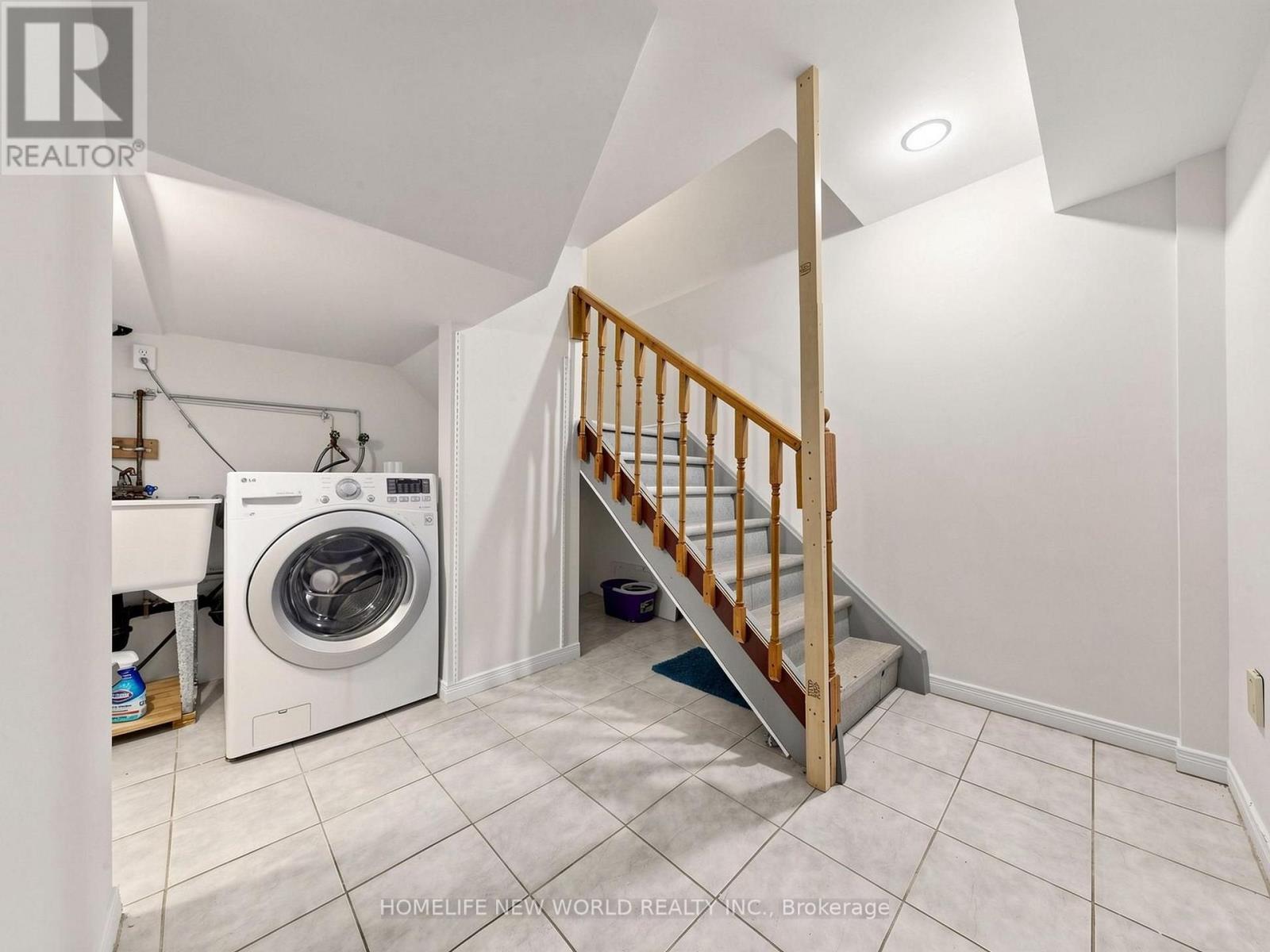 328 Port Royal Trail, Toronto, Ontario  M1V 2L7 - Photo 33 - E14126942