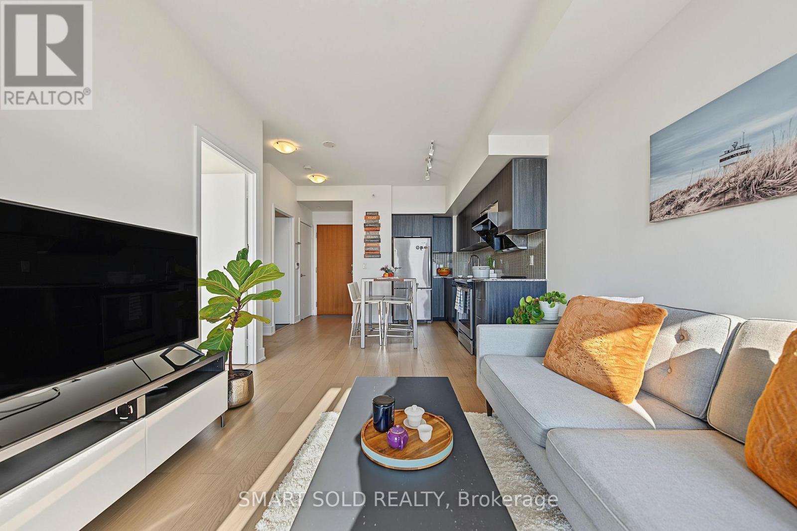 2419 - 30 SHORE BREEZE DRIVE, Toronto, Ontario