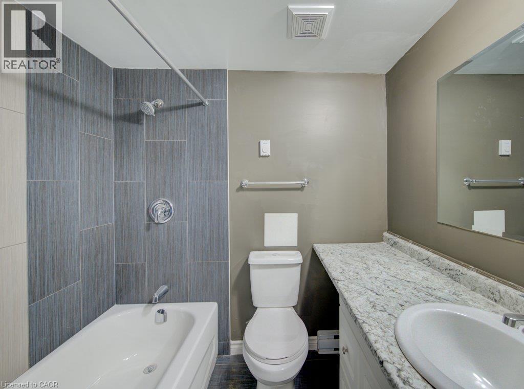 317 Erb Street W Unit# 1, Waterloo, Ontario  N2L 1W4 - Photo 8 - 40874855