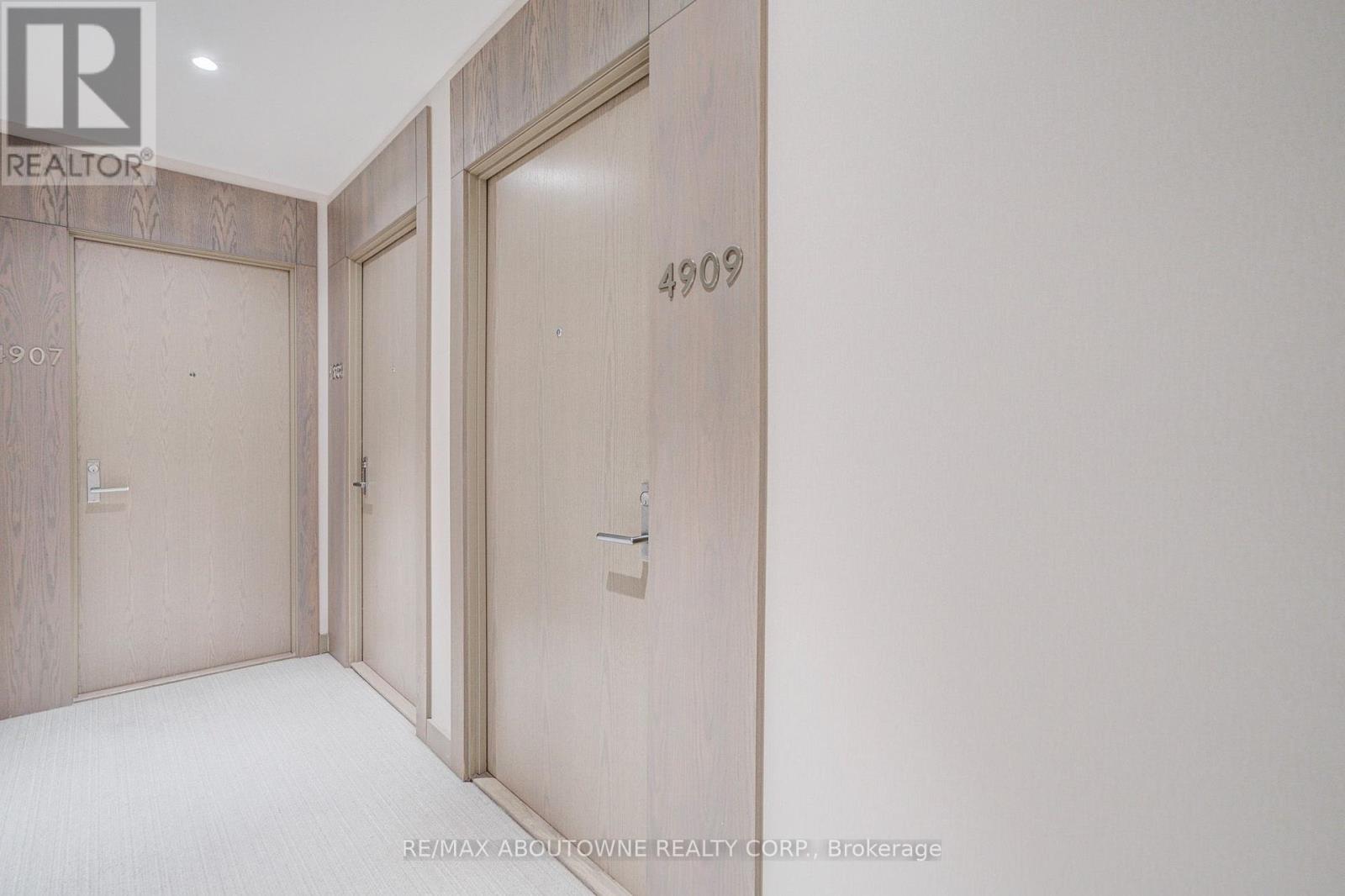 4909 - 125 Blue Jays Way, Toronto (Waterfront Communities), Ontario  M5V 0N5 - Photo 7 - C14126996