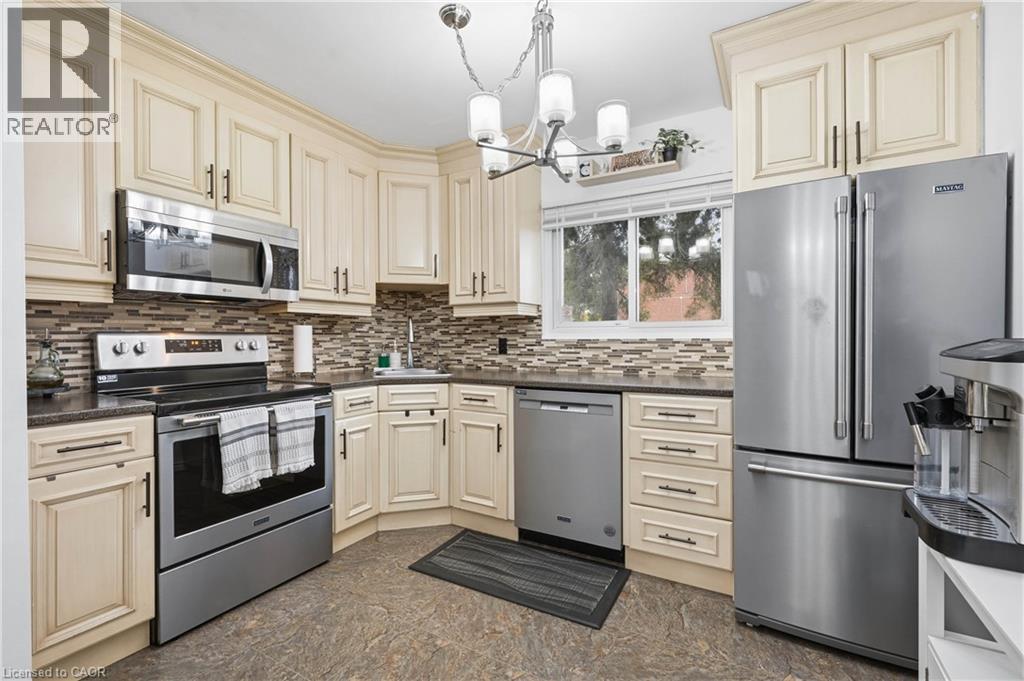 162 Jansen Avenue Unit# 26, Kitchener, Ontario  N2A 2L7 - Photo 7 - 40874571