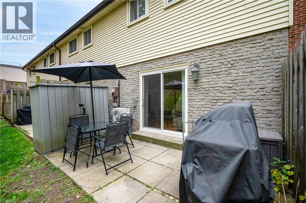 162 Jansen Avenue Unit# 26, Kitchener, Ontario  N2A 2L7 - Photo 26 - 40874571