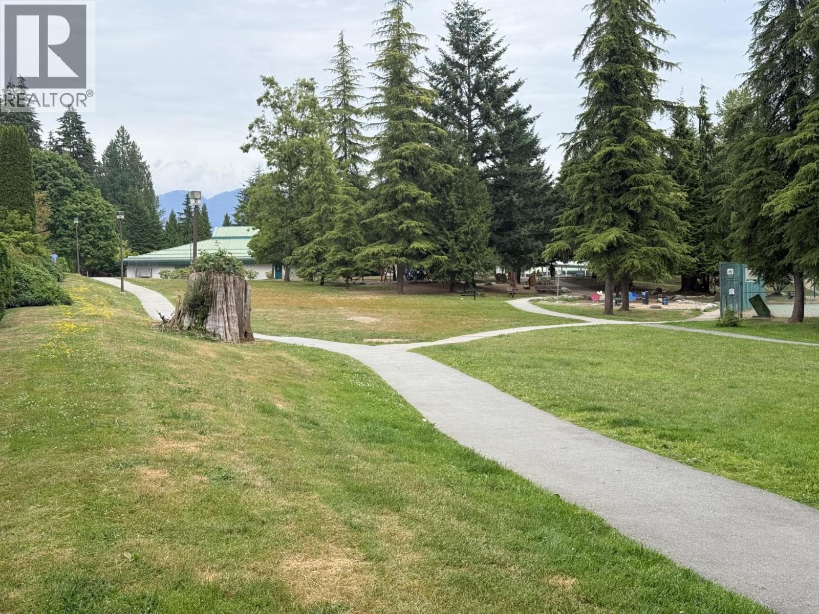 3938 Indian River Drive, North Vancouver, British Columbia  V7G 2G9 - Photo 2 - R3157080