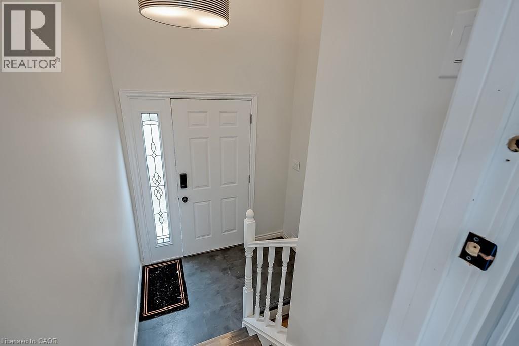 7 Garside Avenue S Unit# Lower, Hamilton, Ontario  L8K 2V7 - Photo 2 - 40874665