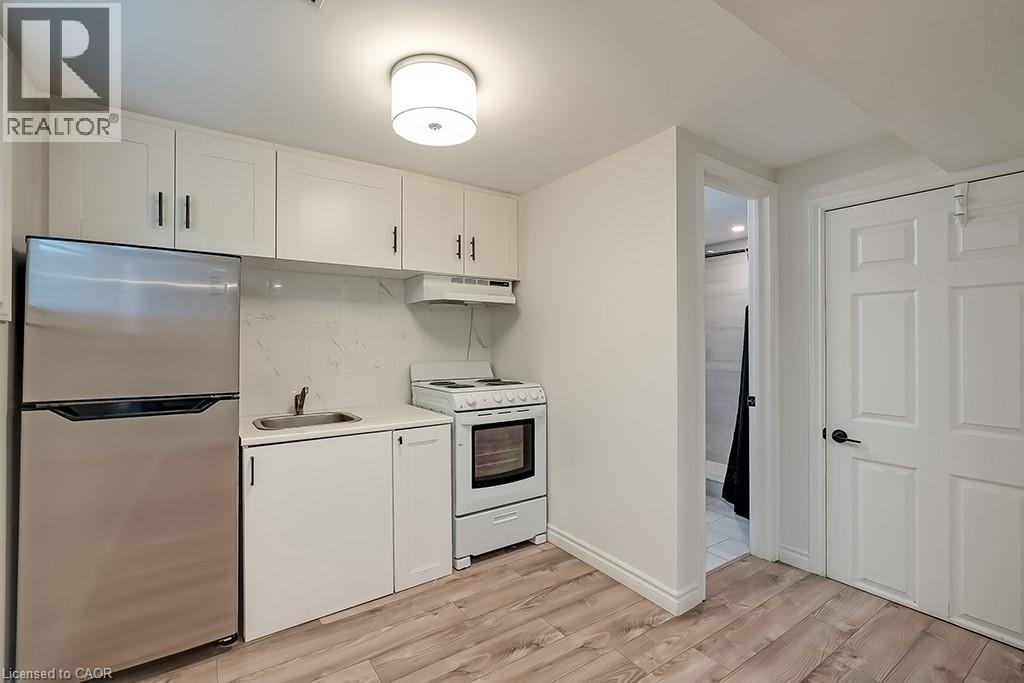 7 Garside Avenue S Unit# Lower, Hamilton, Ontario  L8K 2V7 - Photo 4 - 40874665