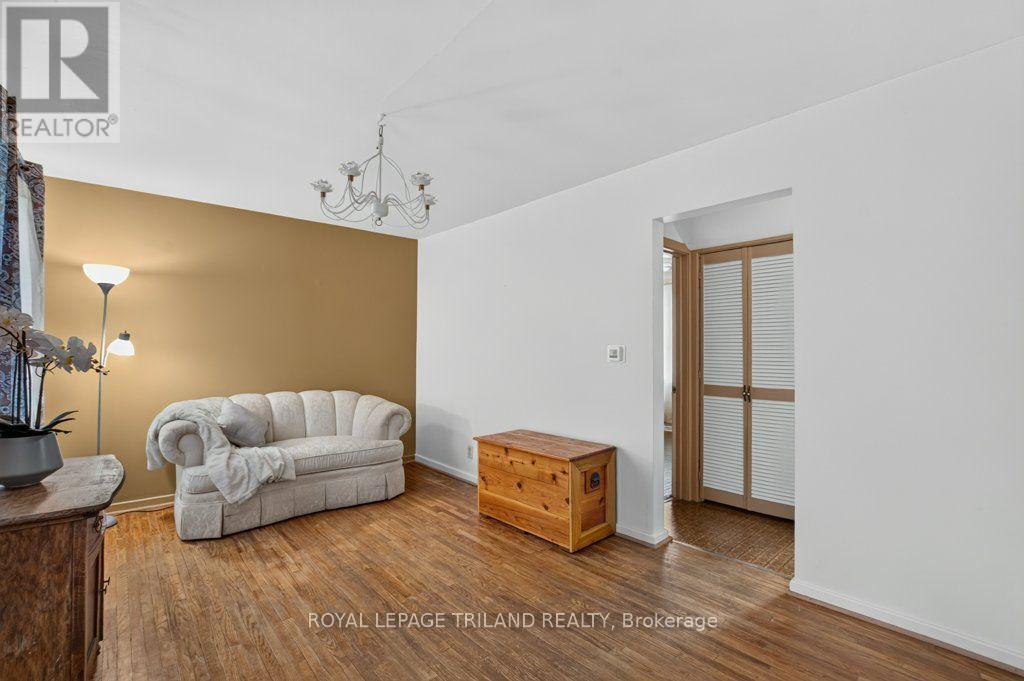 29 Elmina Street, St. Thomas, Ontario  N5R 4A3 - Photo 7 - X14127064