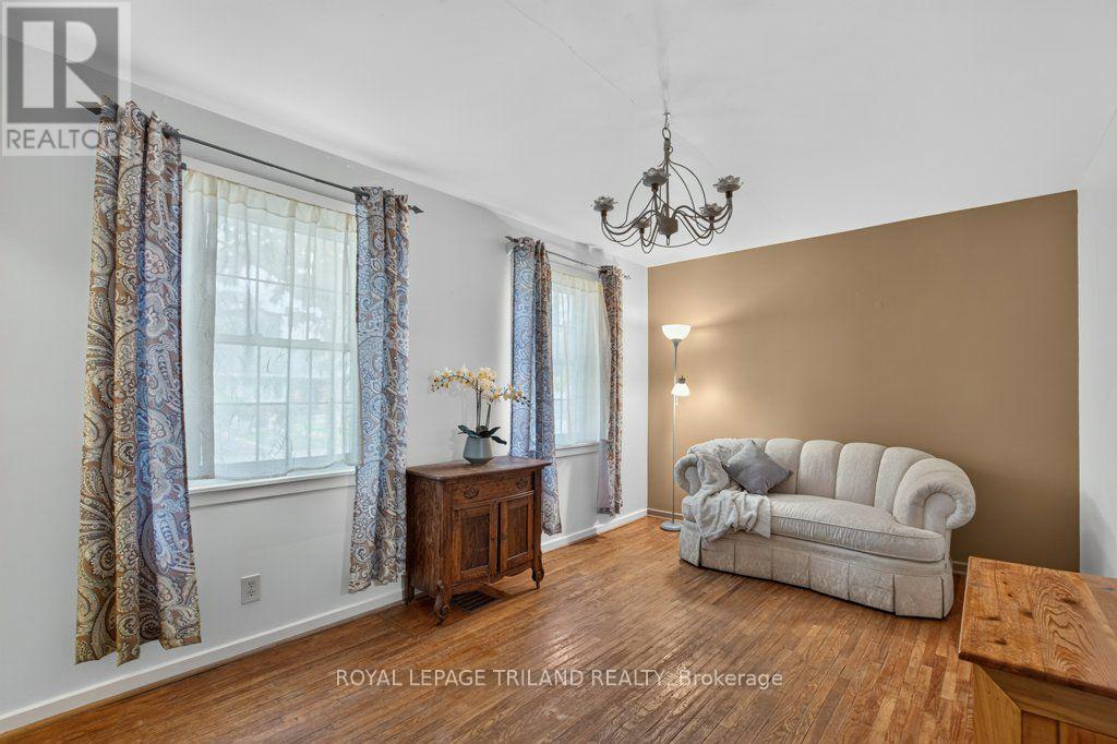 29 Elmina Street, St. Thomas, Ontario  N5R 4A3 - Photo 8 - X14127064