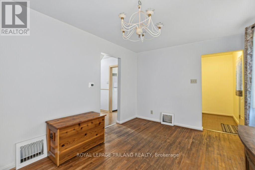 29 Elmina Street, St. Thomas, Ontario  N5R 4A3 - Photo 9 - X14127064