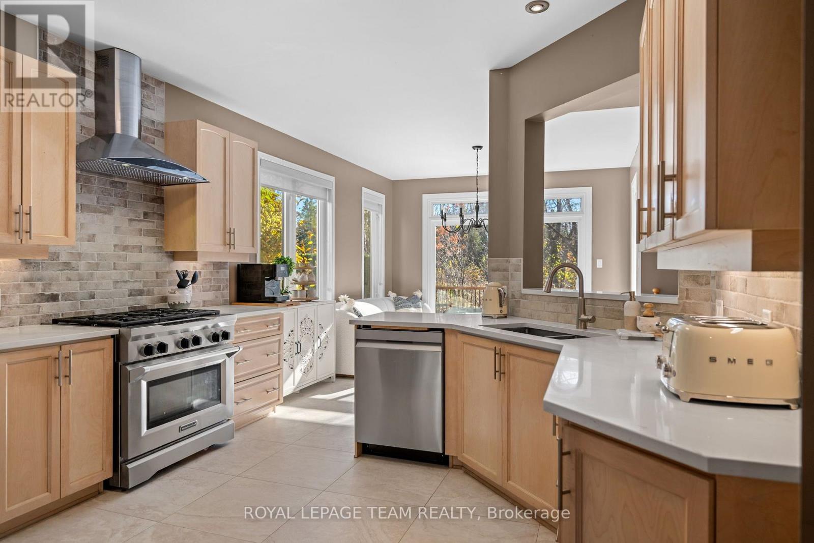 16 Sirocco Crescent, Ottawa, Ontario  K2S 1Z6 - Photo 10 - X14127066