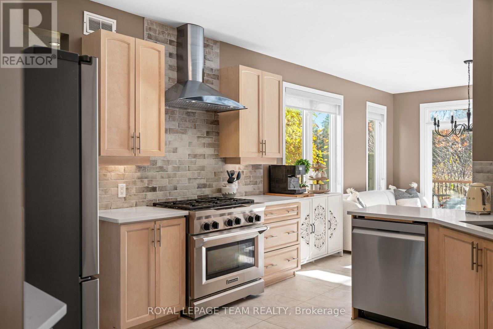 16 Sirocco Crescent, Ottawa, Ontario  K2S 1Z6 - Photo 11 - X14127066