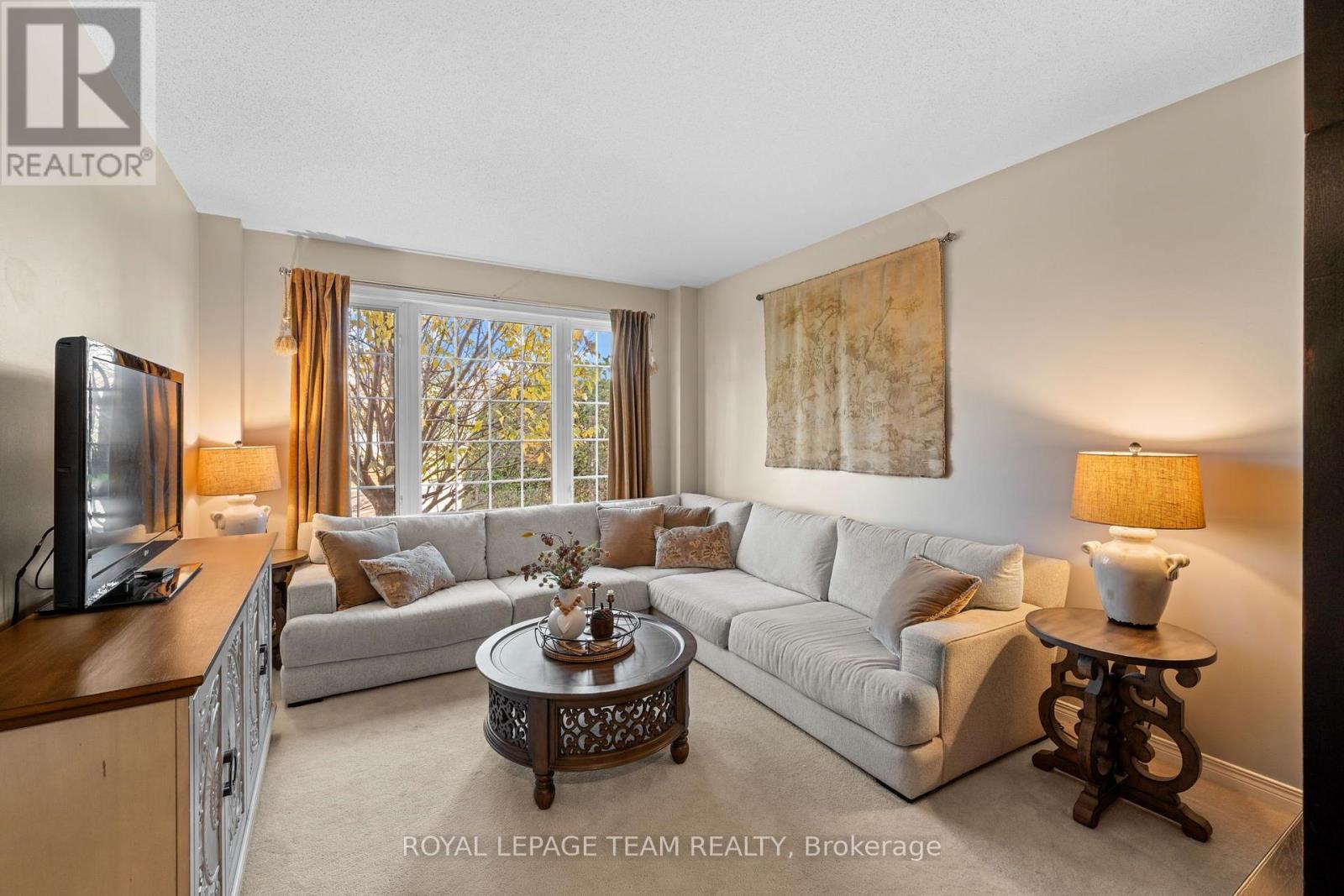16 Sirocco Crescent, Ottawa, Ontario  K2S 1Z6 - Photo 5 - X14127066