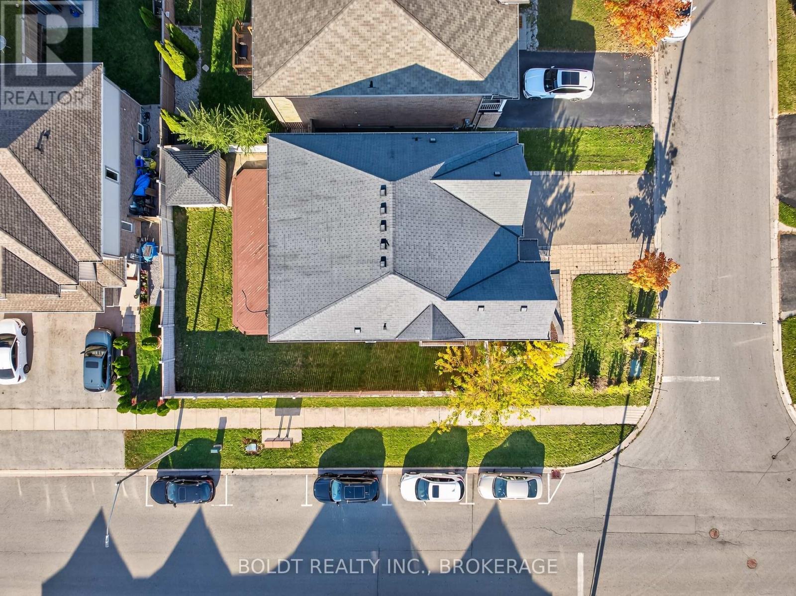 3 Juneberry Road, Thorold (Confederation Heights), Ontario  L2V 0B2 - Photo 4 - X14127044