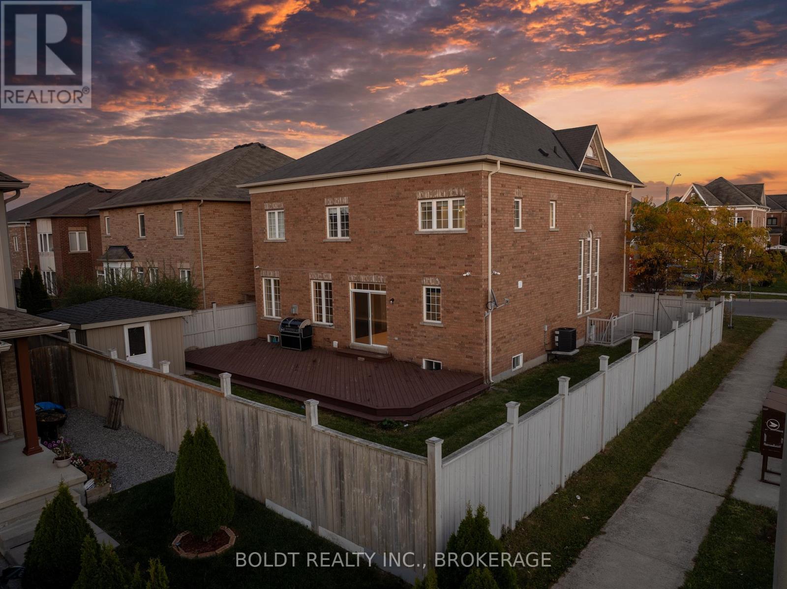 3 Juneberry Road, Thorold (Confederation Heights), Ontario  L2V 0B2 - Photo 9 - X14127044