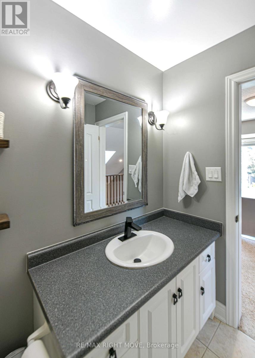 12 - 125 Huronia Road N, Barrie (Painswick North), Ontario  L4N 4G1 - Photo 35 - S14127072