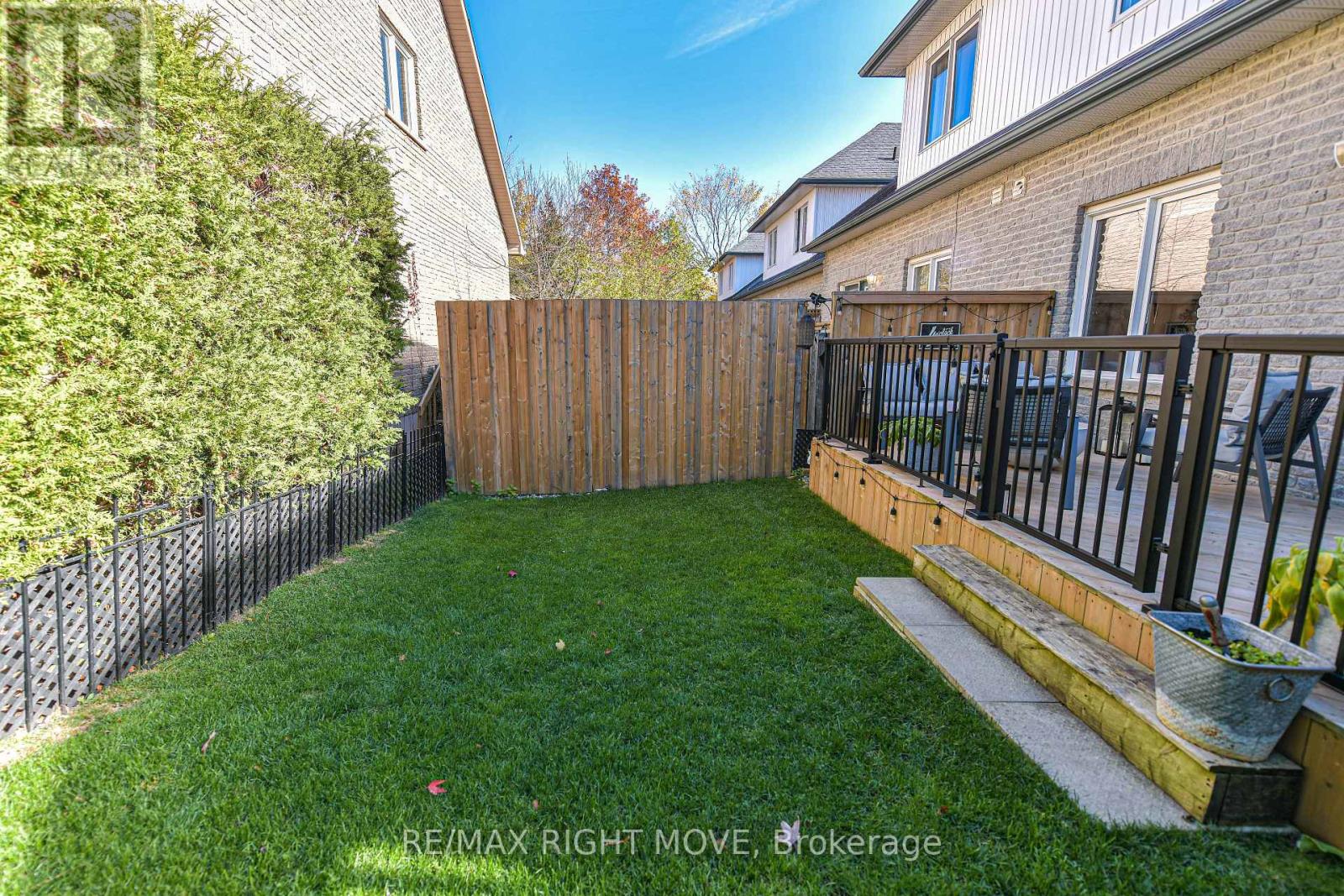12 - 125 Huronia Road N, Barrie (Painswick North), Ontario  L4N 4G1 - Photo 44 - S14127072