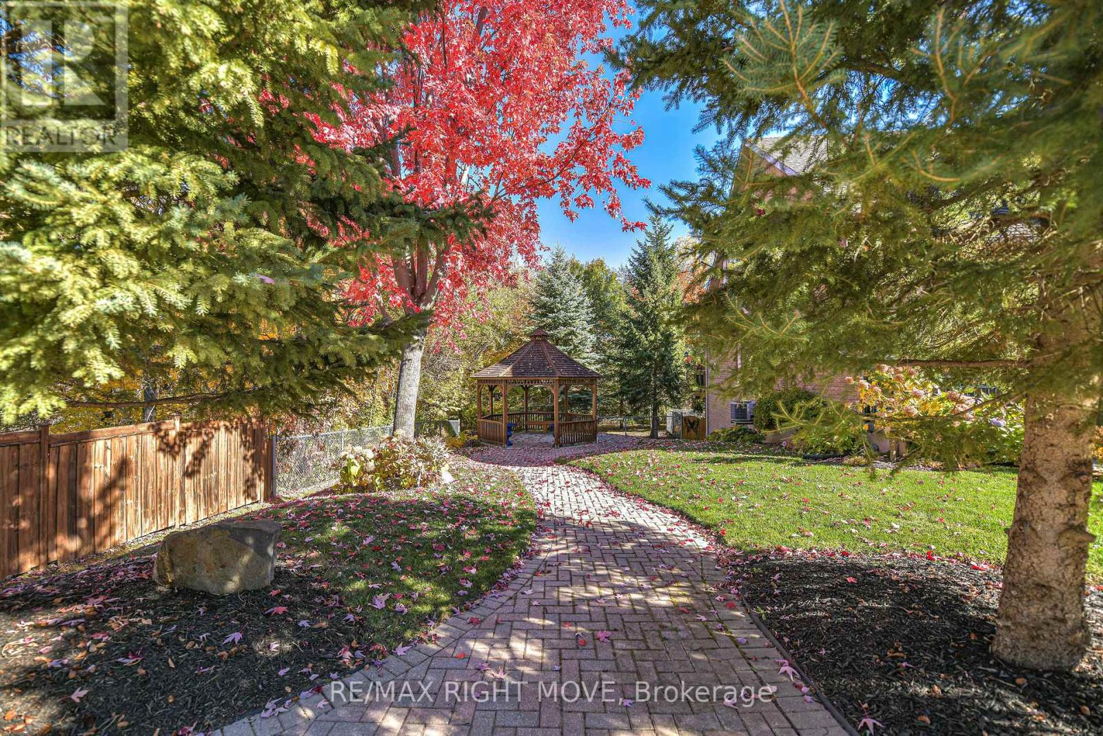 12 - 125 Huronia Road N, Barrie (Painswick North), Ontario  L4N 4G1 - Photo 45 - S14127072