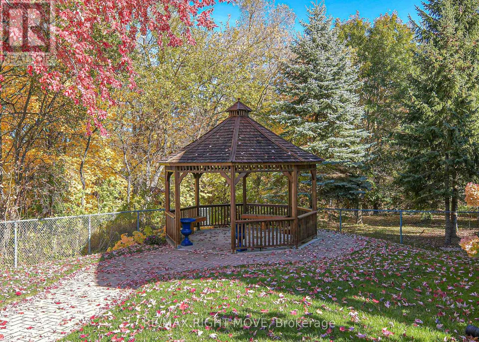 12 - 125 Huronia Road N, Barrie (Painswick North), Ontario  L4N 4G1 - Photo 47 - S14127072