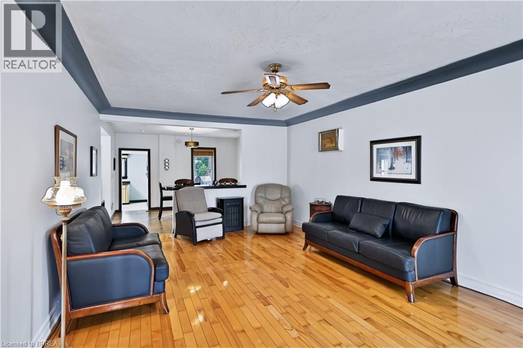 411 St Paul Avenue, Brantford, Ontario  N3R 4N7 - Photo 5 - 40873952