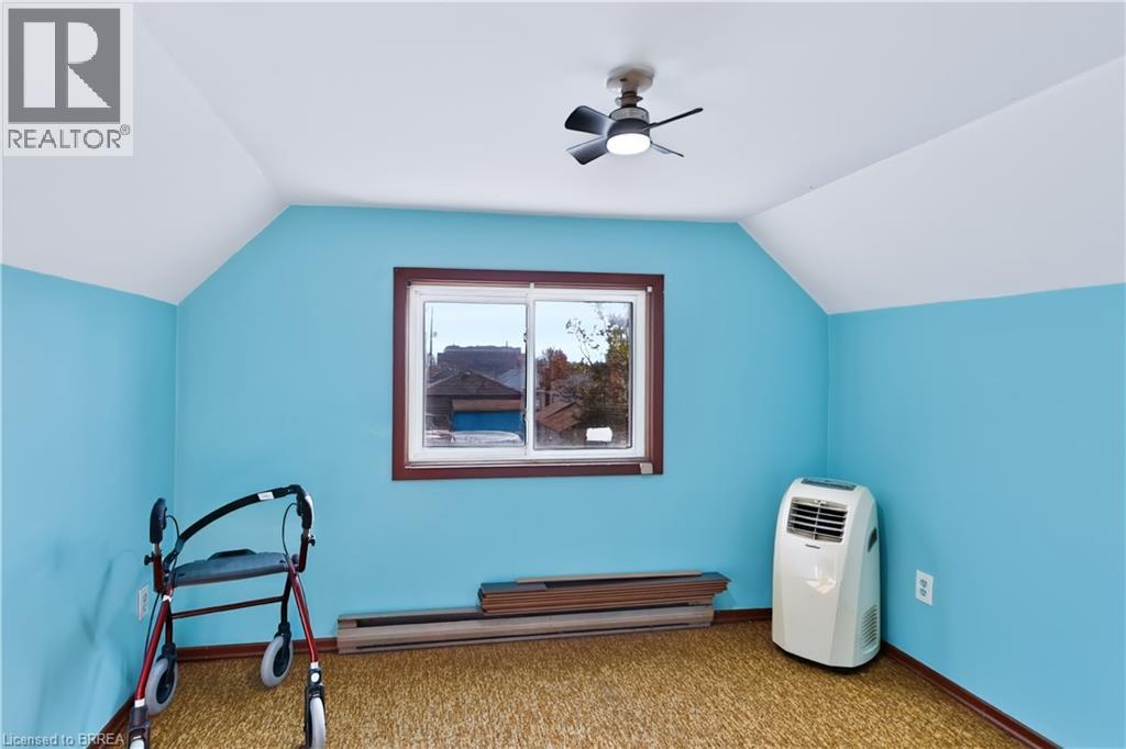 411 St Paul Avenue, Brantford, Ontario  N3R 4N7 - Photo 22 - 40873952