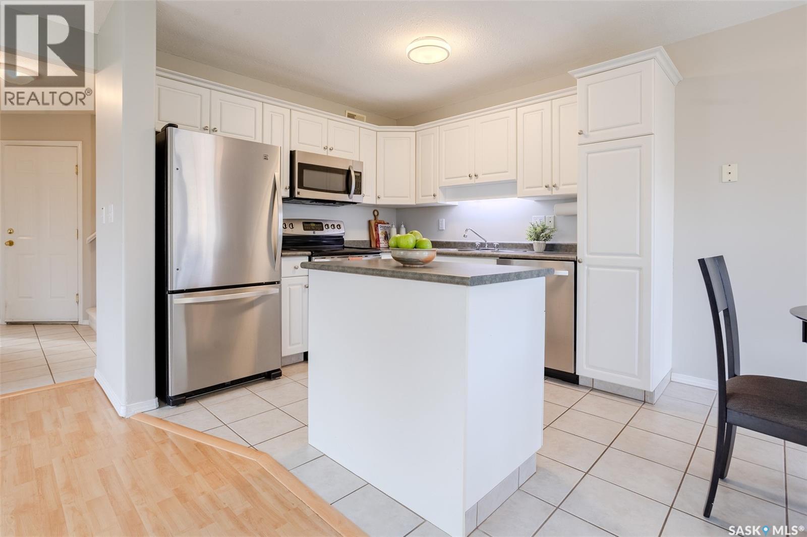 54 111 Fairbrother Crescent, Saskatoon, Saskatchewan  S7S 1L3 - Photo 11 - SK052181