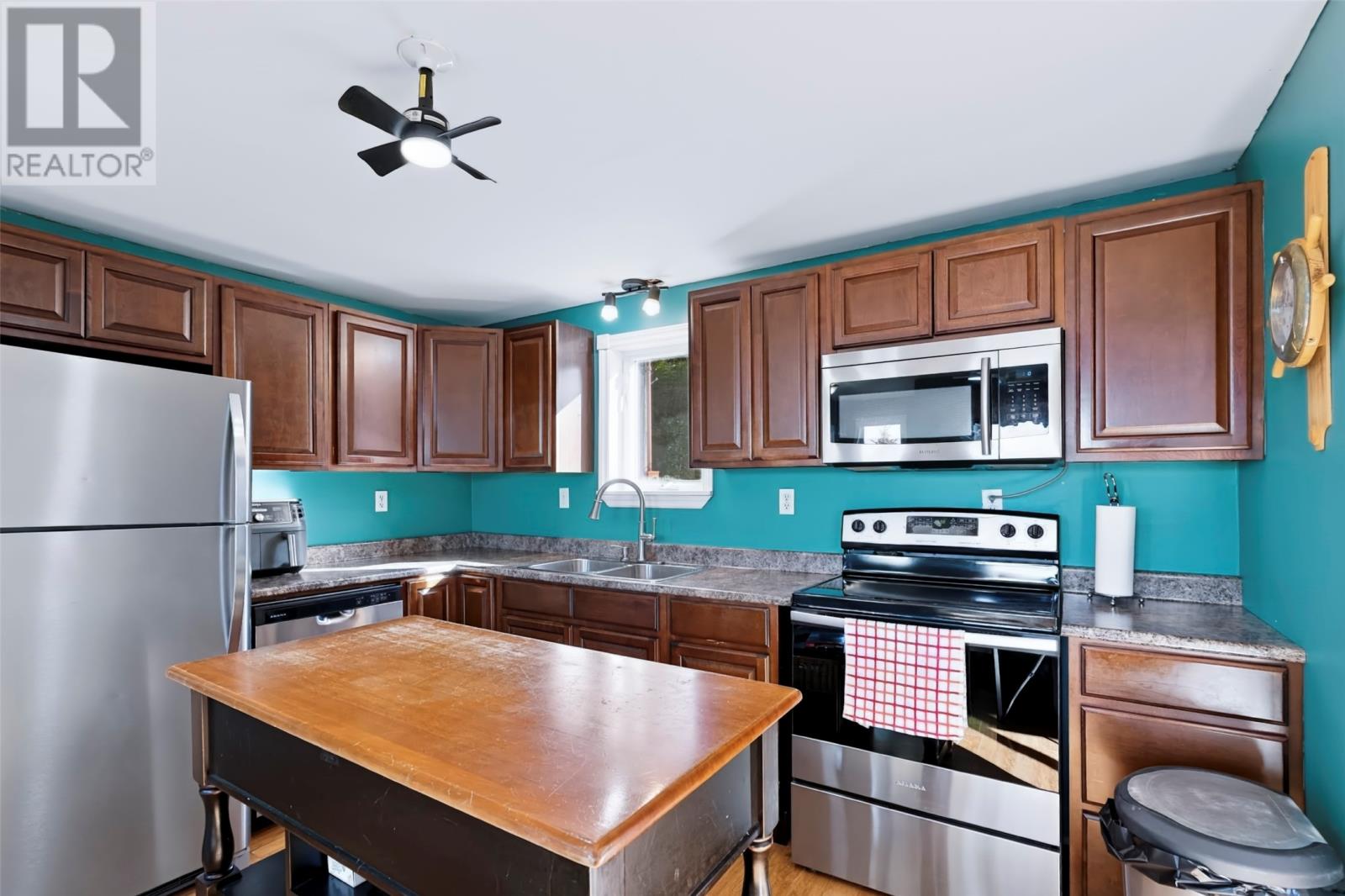 281-283 Seal Cove Road Conception Bay South Newfoundland & Labrador Canada A1X6R3, for Sale, residential, Haris Barki, Keller Williams Platinum Realty