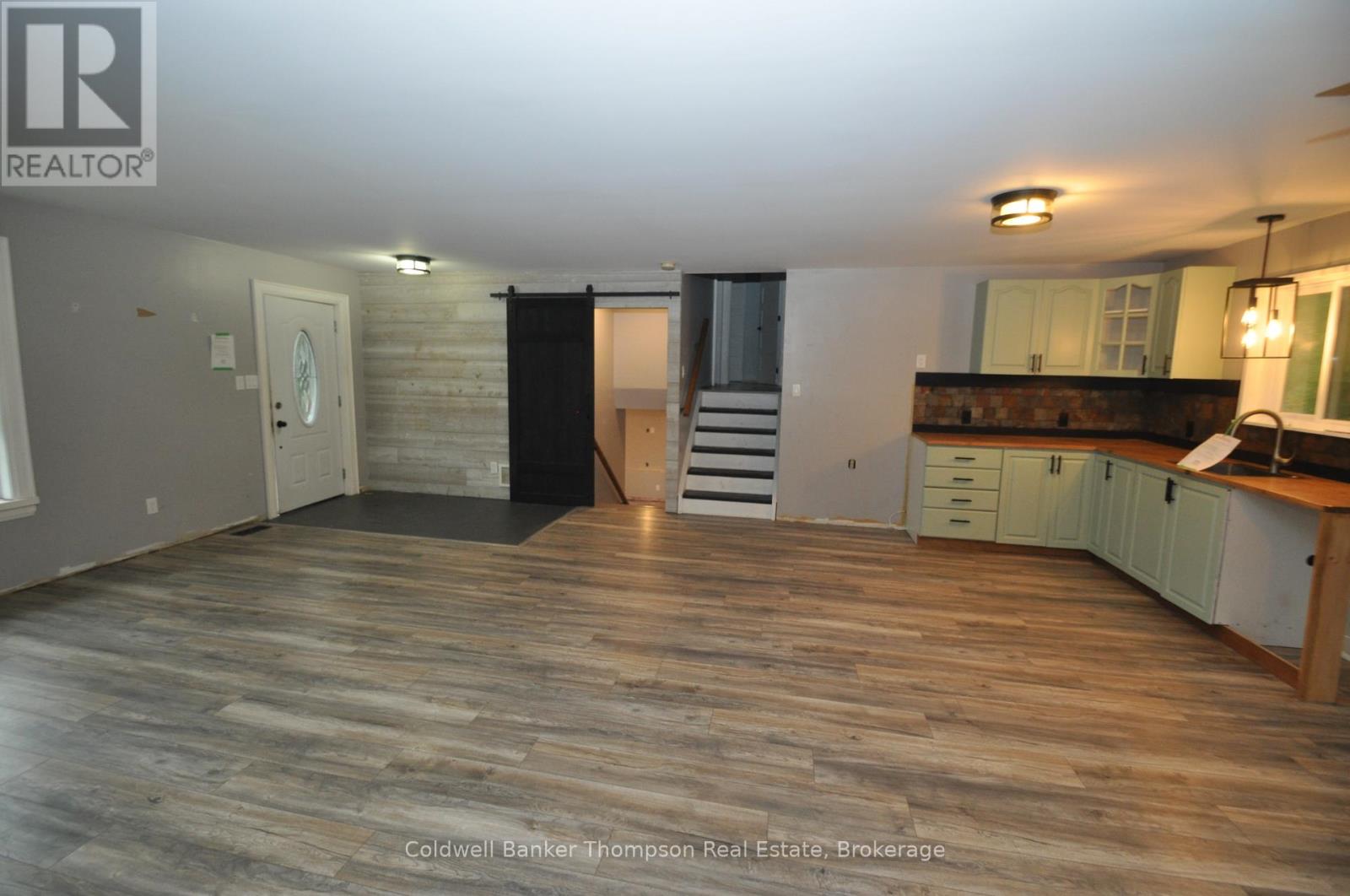 751 Old Muskoka Road, Huntsville, Ontario P0B 1M0 - Photo 7 - X14127152