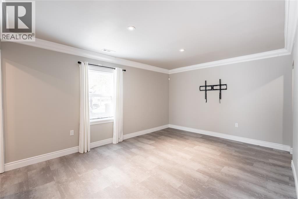 179 Campbell Street, Sarnia, Ontario  N7T 2G6 - Photo 6 - 26026578