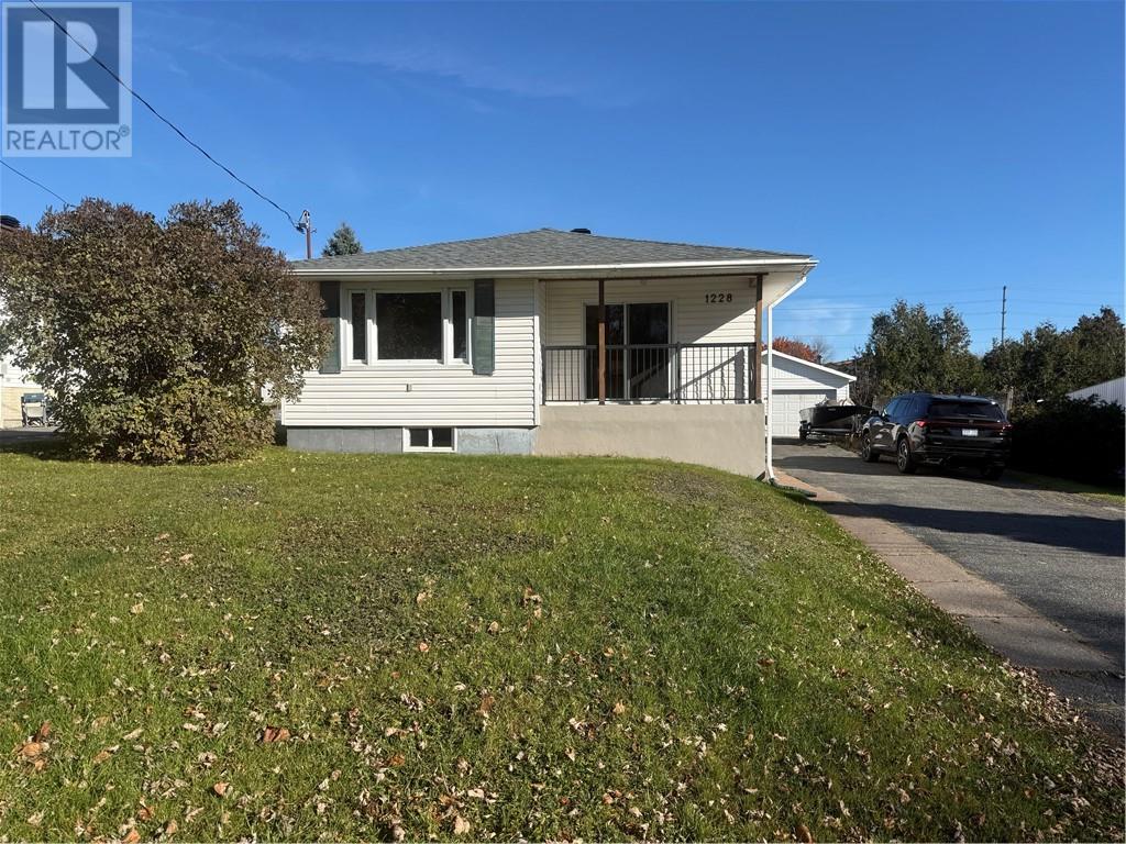 1228 Rose Marie Avenue, Sudbury, Ontario