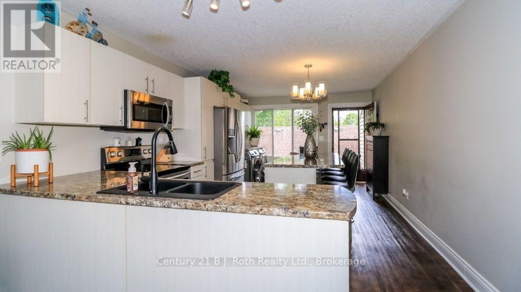 201 - 43 Olive Crescent, Orillia, Ontario  L3V 7M8 - Photo 32 - S14127272