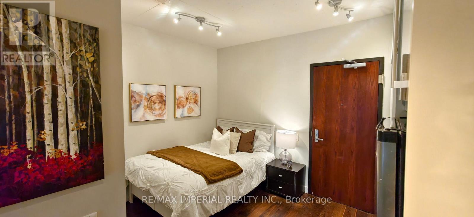 405 - 25 Oxley Street, Toronto, Ontario  M5V 2J5 - Photo 4 - C14127216