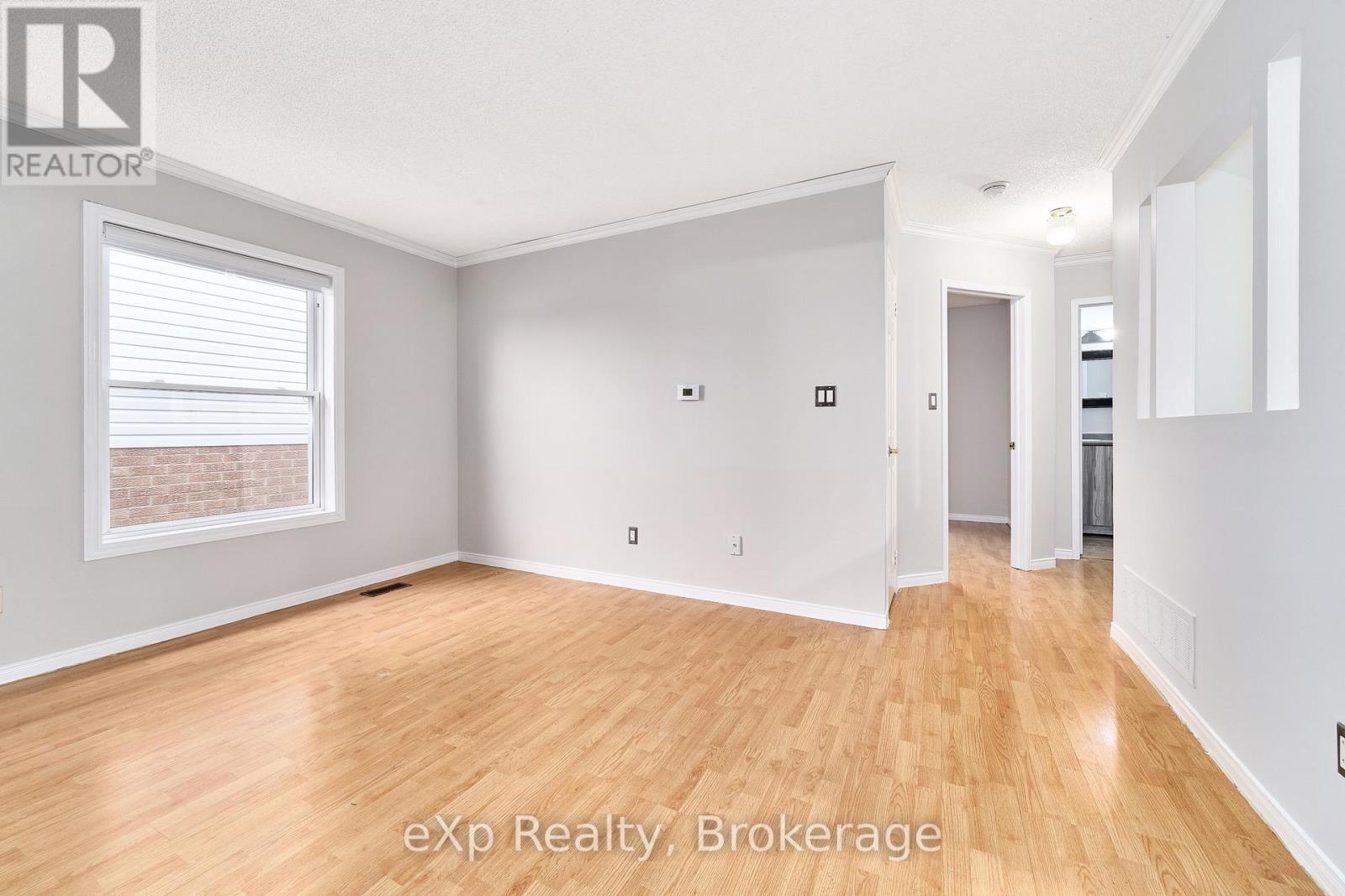34 Hooper Square, Clarington, Ontario  L1C 4X8 - Photo 7 - E14127218