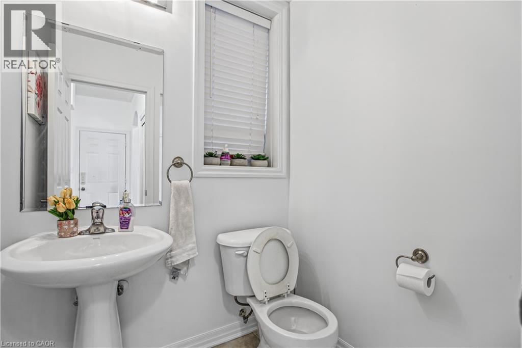 153 Halifax Street, Stoney Creek, Ontario  L8E 0C8 - Photo 13 - 40871767