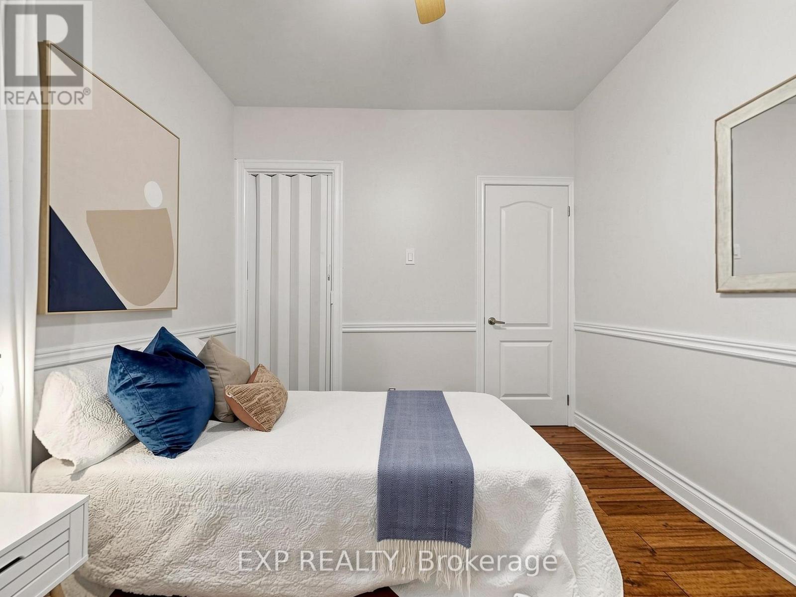 827 Craven Road, Toronto, Ontario  M4L 2Z7 - Photo 17 - E14127182