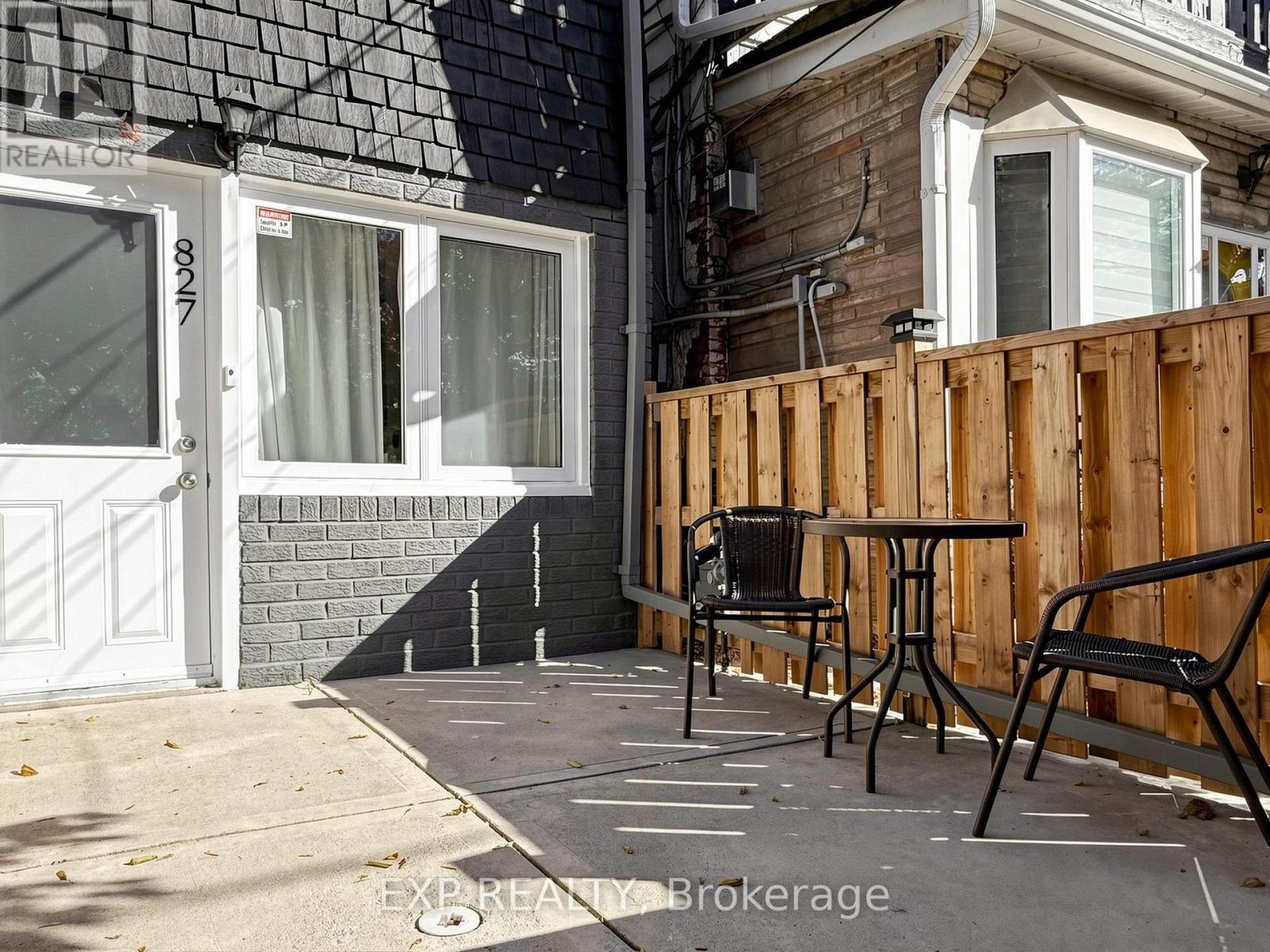 827 Craven Road, Toronto, Ontario  M4L 2Z7 - Photo 2 - E14127182
