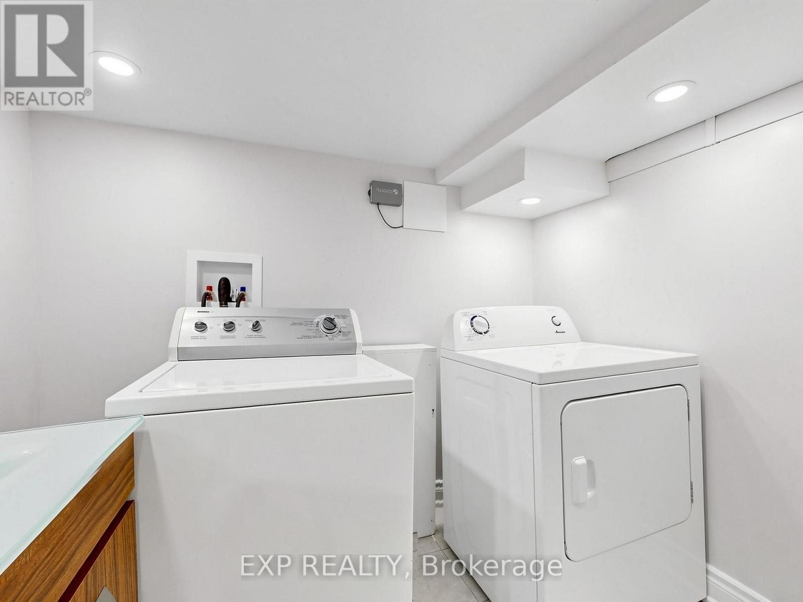 827 Craven Road, Toronto, Ontario  M4L 2Z7 - Photo 20 - E14127182