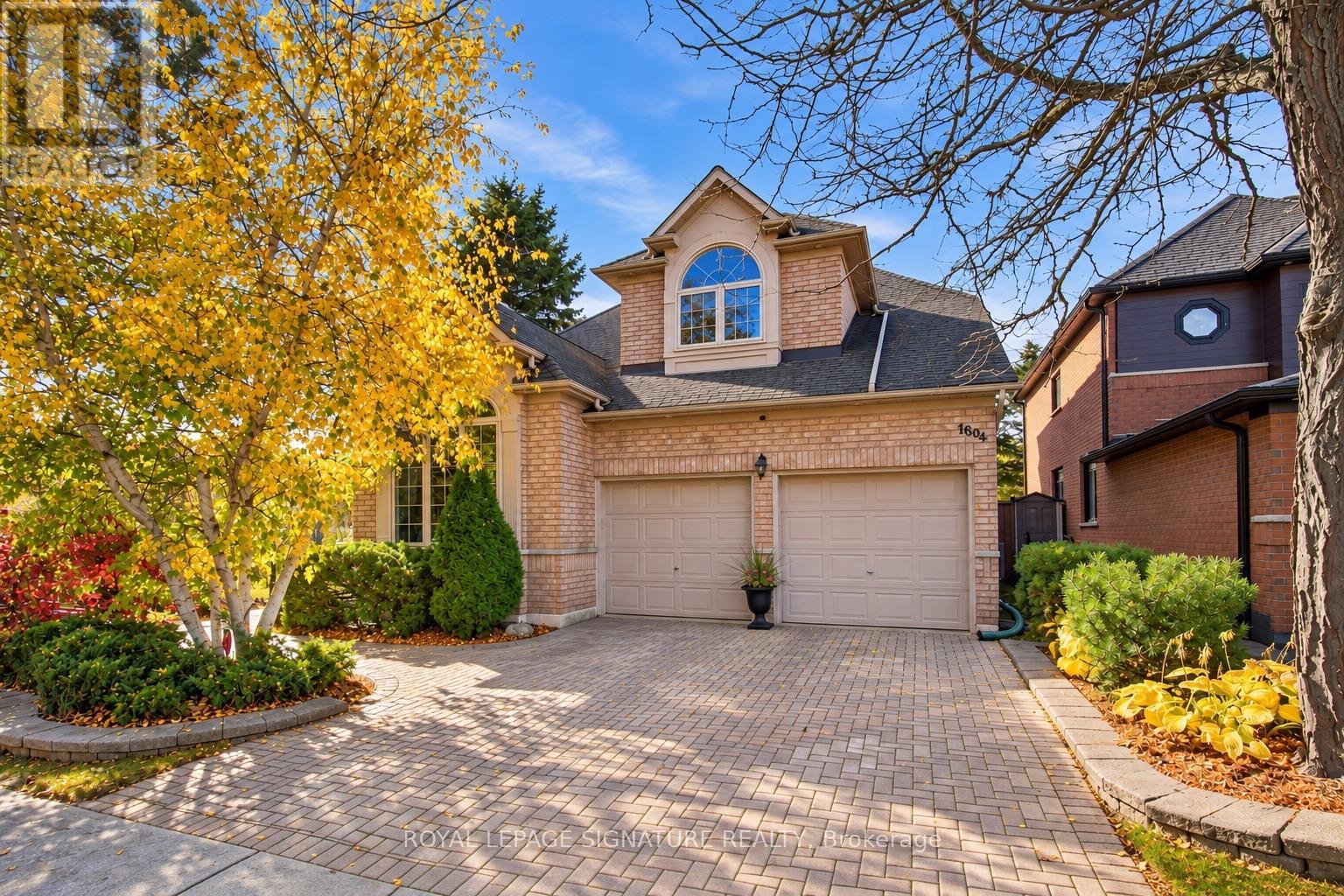 1604 Valley Ridge Crescent, Pickering, Ontario  L1V 6S2 - Photo 2 - E14127254