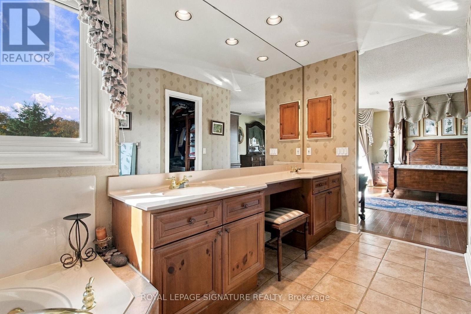 1604 Valley Ridge Crescent, Pickering, Ontario  L1V 6S2 - Photo 33 - E14127254