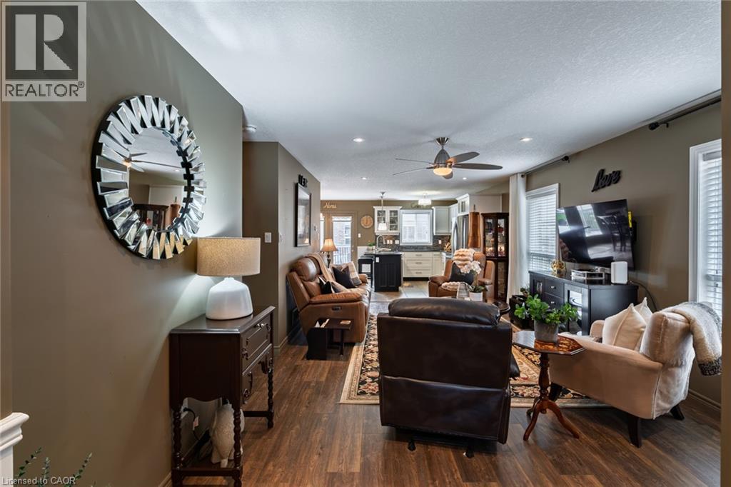98 Sanders Crescent, Tillsonburg, Ontario  N4G 0B4 - Photo 6 - 40874561