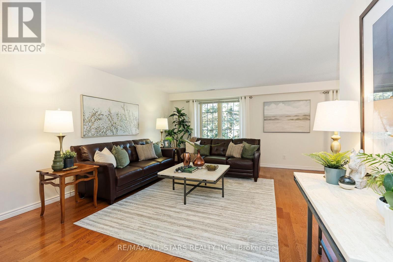 25 Captain Rolph Boulevard, Markham (Markham Village), Ontario  L3P 2P7 - Photo 2 - N14127200