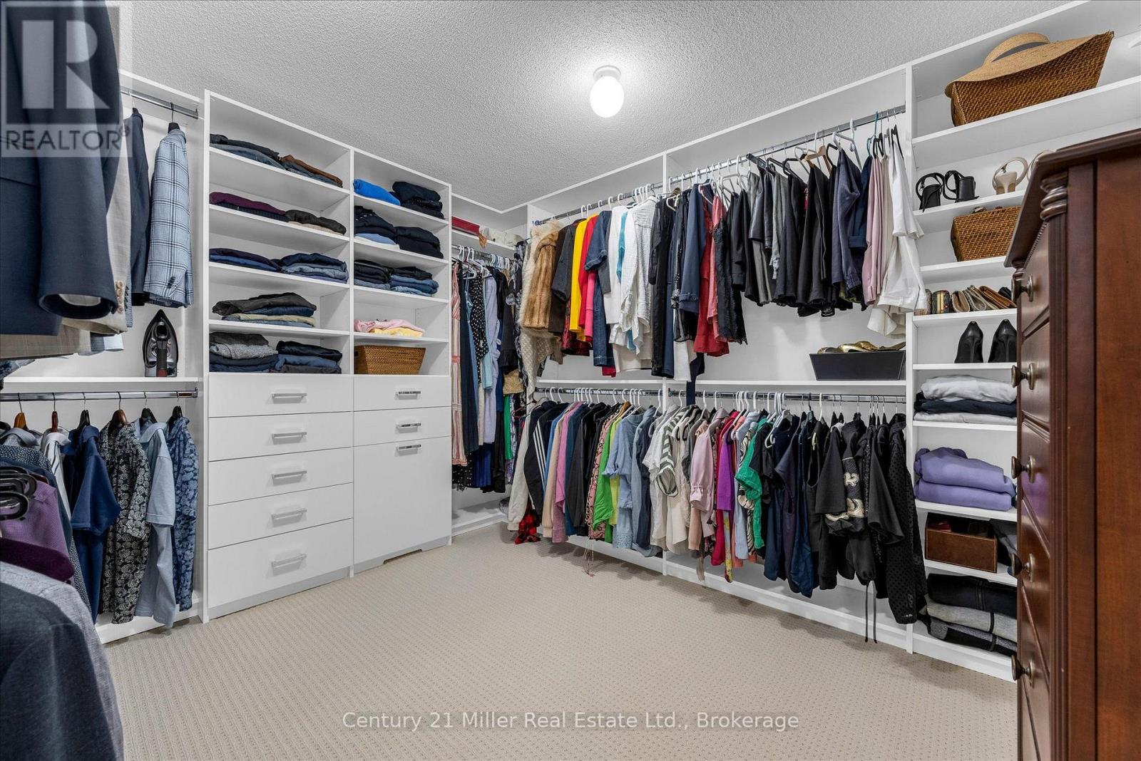 2349 Presquile Drive, Oakville (Jc Joshua Creek), Ontario  L6H 7P9 - Photo 24 - W14127228