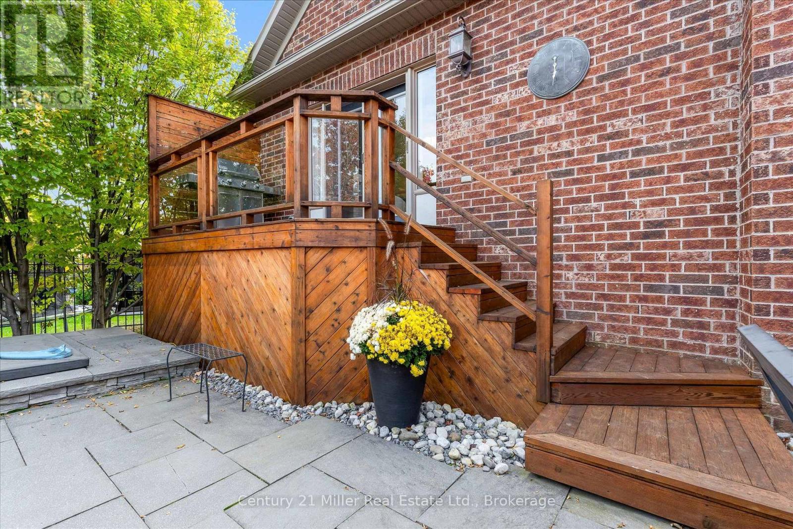 2349 Presquile Drive, Oakville (Jc Joshua Creek), Ontario  L6H 7P9 - Photo 34 - W14127228