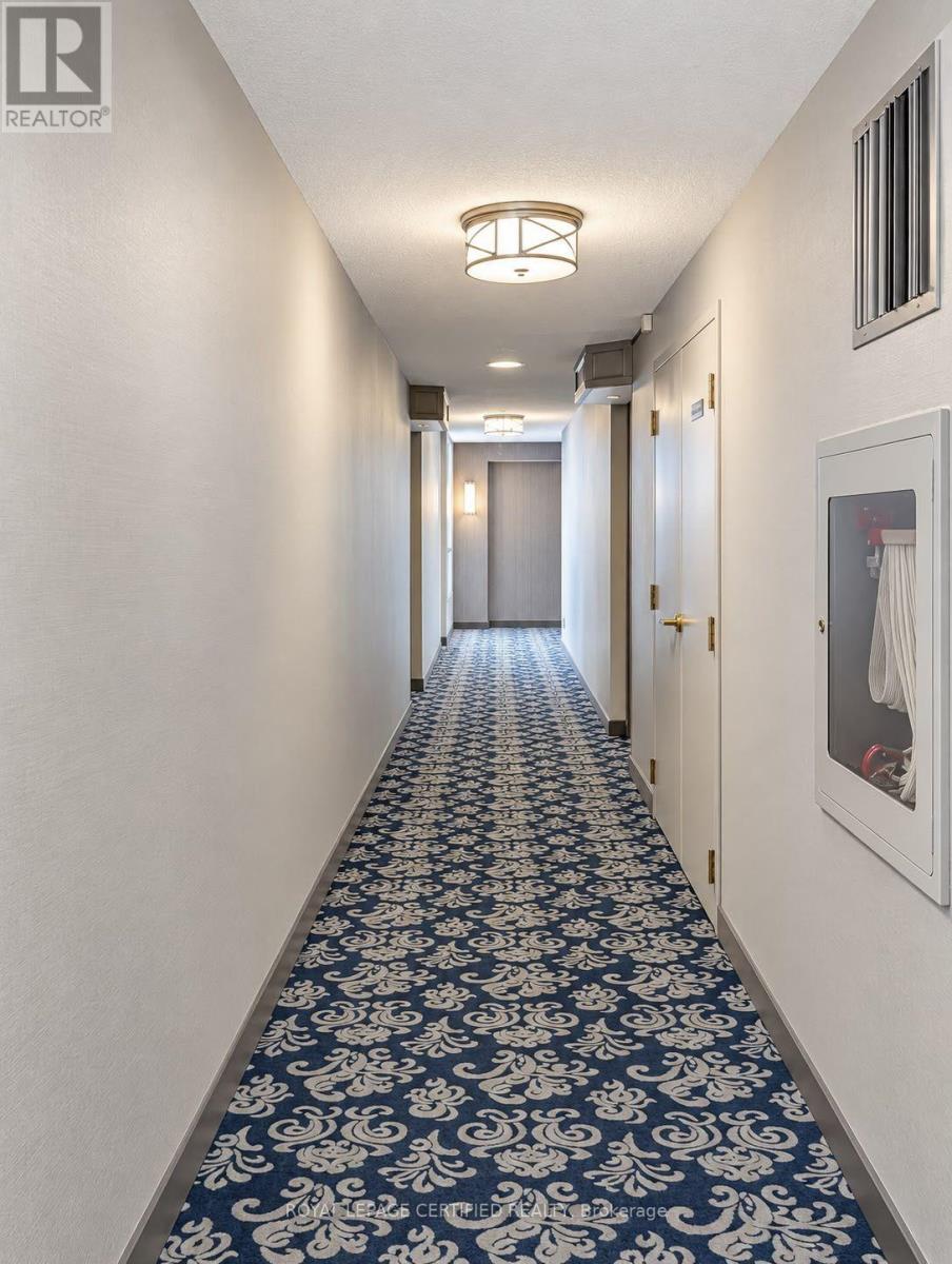 1205 - 4460 Tucana Court, Mississauga (Hurontario), Ontario  L5R 3K9 - Photo 7 - W14127202
