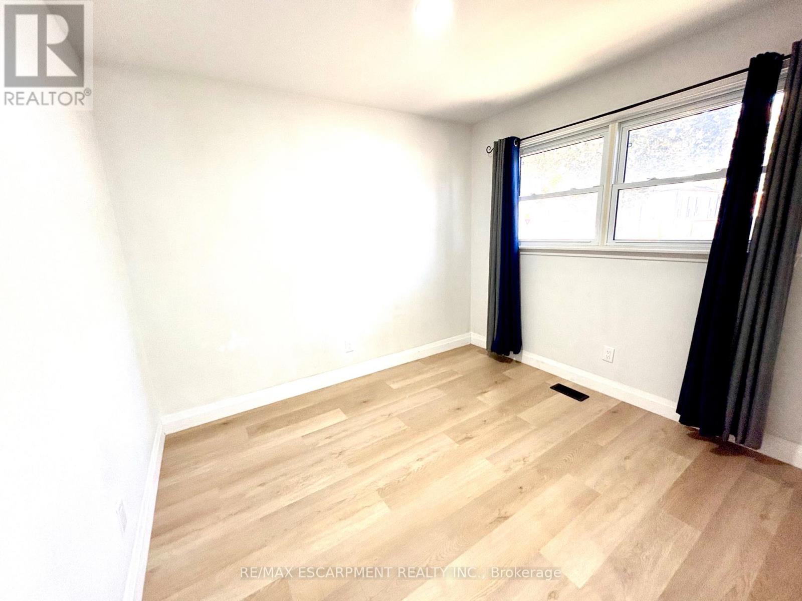 292 Woodward Avenue, Milton (Om Old Milton), Ontario  L9T 1V2 - Photo 10 - W14127248