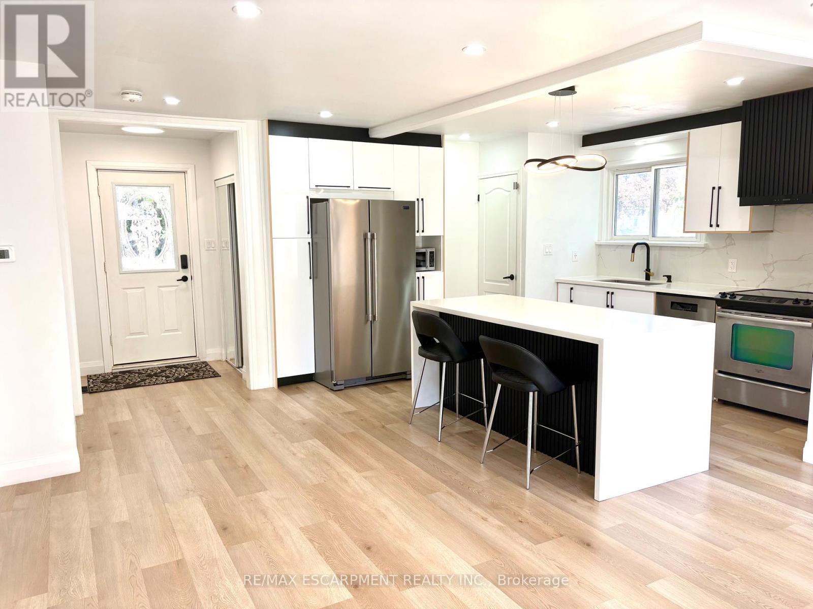 292 Woodward Avenue, Milton (Om Old Milton), Ontario  L9T 1V2 - Photo 4 - W14127248