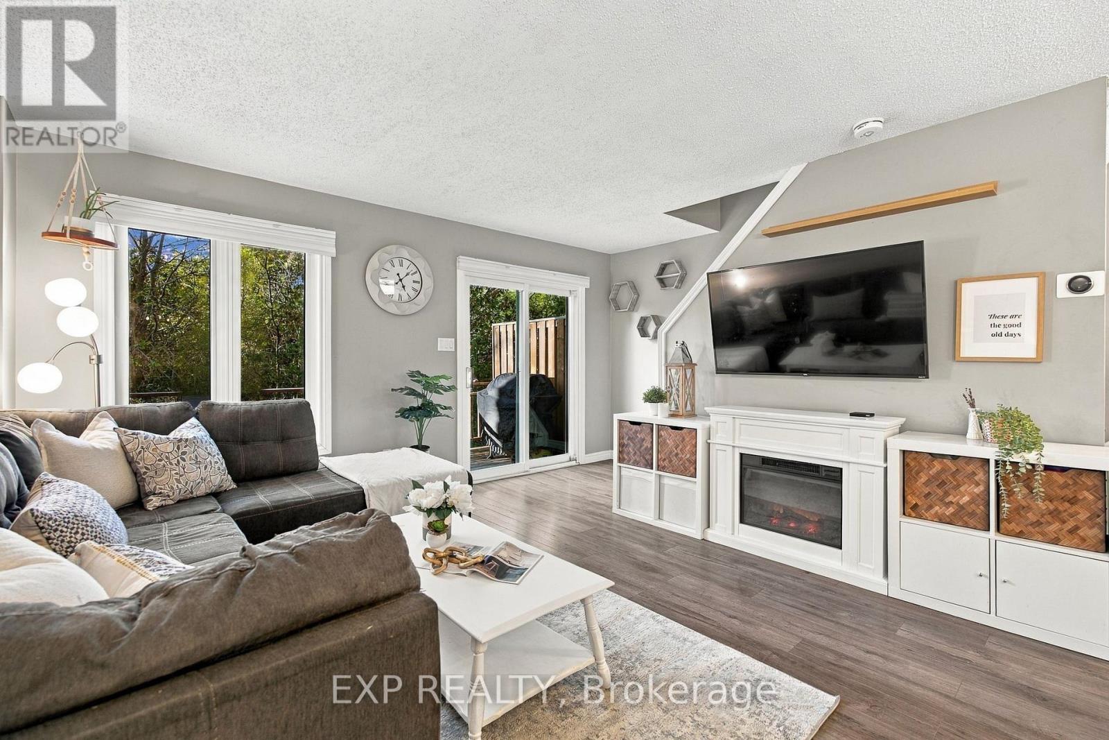 10 - 100 Inkerman Street, Guelph/eramosa (Rockwood), Ontario  N0B 2K0 - Photo 2 - X14127214