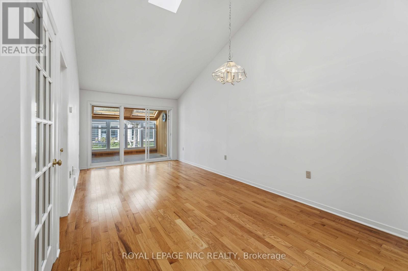 4112 Apple Blossom Lane, Lincoln, Ontario  L0R 2C0 - Photo 10 - X14123342