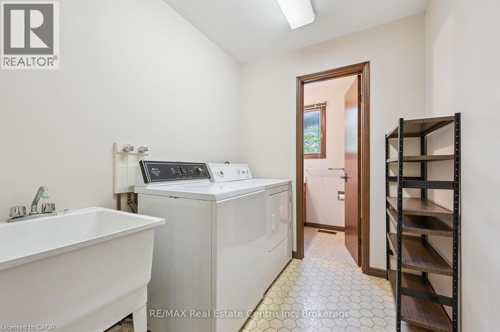 208 Ironwood Road, Guelph, Ontario  N1G 3K3 - Photo 11 - 40874846